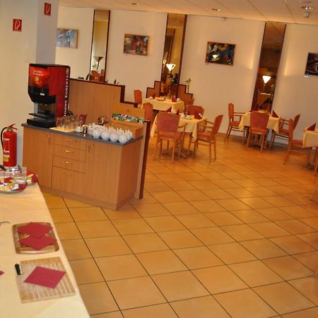 Trip Inn Hotel Frankfurt Airport Рюссельхайм Экстерьер фото