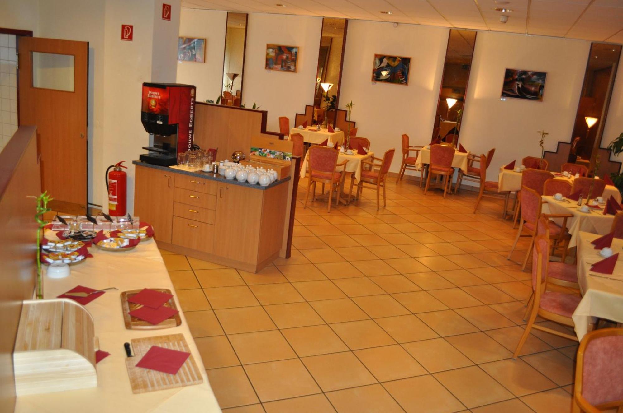 Trip Inn Hotel Frankfurt Airport Рюссельхайм Экстерьер фото