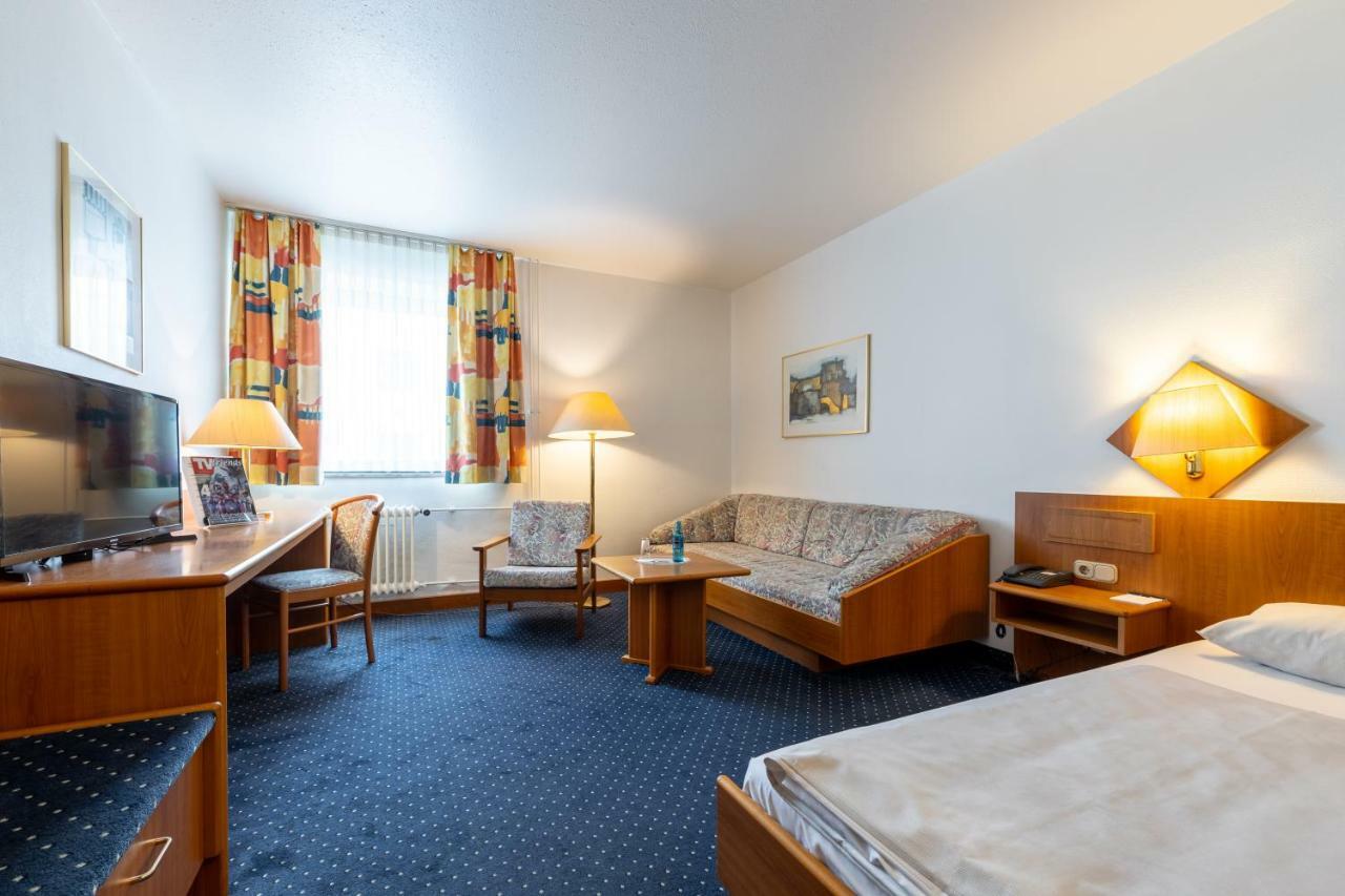 Trip Inn Hotel Frankfurt Airport Рюссельхайм Экстерьер фото