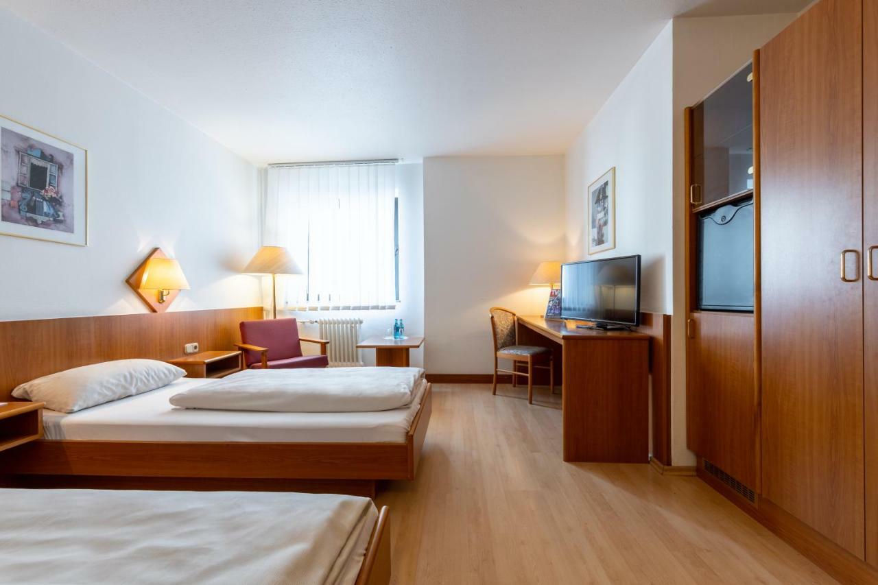 Trip Inn Hotel Frankfurt Airport Рюссельхайм Экстерьер фото